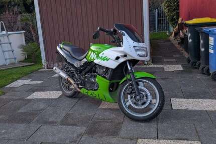 Kawasaki GPZ 500 S Gebrauchtwagen