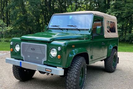 Land Rover Defender Gebrauchtwagen