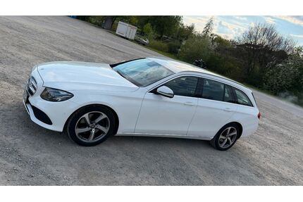 Mercedes-Benz E 220 Gebrauchtwagen