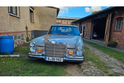 Mercedes-Benz 280 Gebrauchtwagen