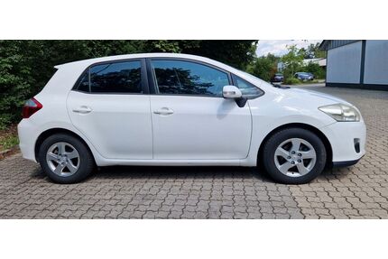 Toyota Auris Gebrauchtwagen