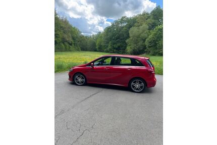 Mercedes-Benz B 180 Gebrauchtwagen