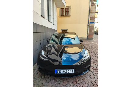 Tesla Model 3 Gebrauchtwagen