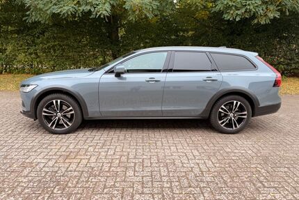 Volvo V90 Cross Country Gebrauchtwagen