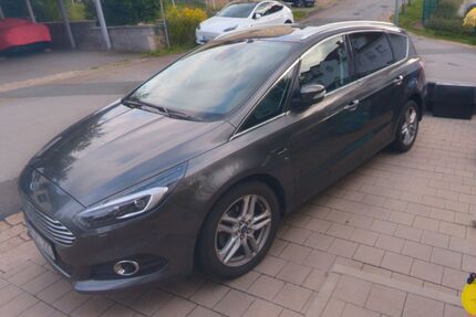 Ford S-Max Gebrauchtwagen