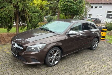 Mercedes-Benz CLA 200 Shooting Brake Gebrauchtwagen