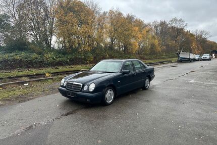 Mercedes-Benz E 200 Gebrauchtwagen