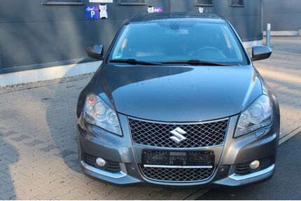 Suzuki Kizashi 