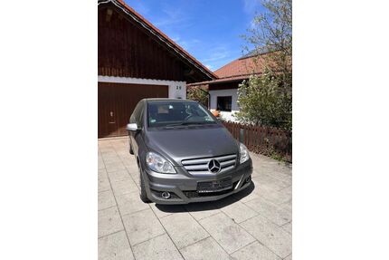 Mercedes-Benz B 200 Gebrauchtwagen