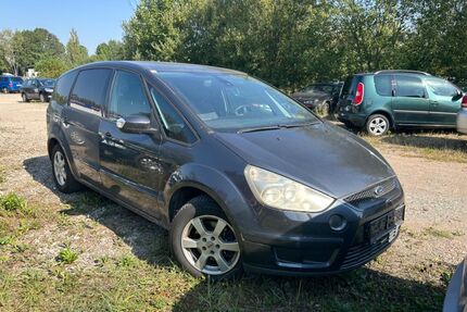 Ford S-Max Gebrauchtwagen