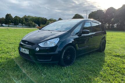 Ford S-Max Gebrauchtwagen