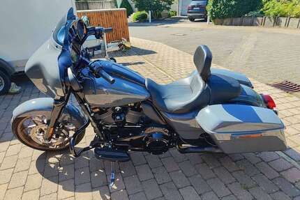 Harley Davidson Street Glide Gebrauchtwagen