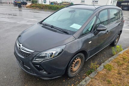 Opel Zafira Tourer Gebrauchtwagen