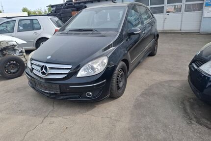 Mercedes-Benz B 200 Gebrauchtwagen