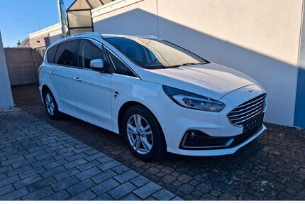 Ford S-Max Gebrauchtwagen