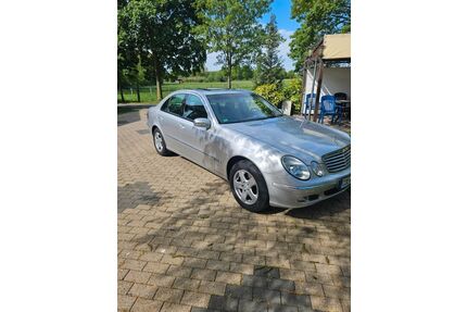 Mercedes-Benz E 240 Gebrauchtwagen