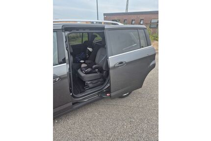 Ford Grand C-Max Gebrauchtwagen