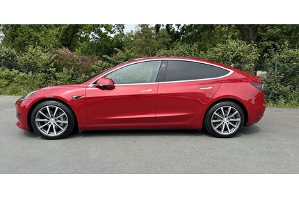 Tesla Model 3 Gebrauchtwagen