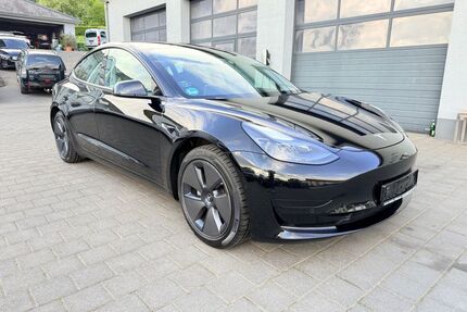 Tesla Model 3 Gebrauchtwagen