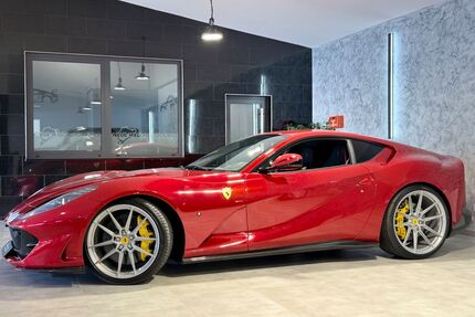 Ferrari 812 Gebrauchtwagen