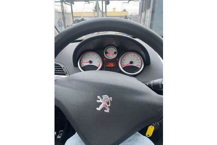 Peugeot 207 Gebrauchtwagen