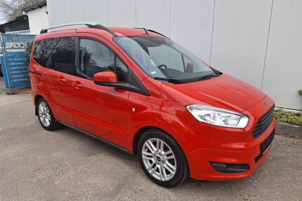 Ford Tourneo Courier Gebrauchtwagen