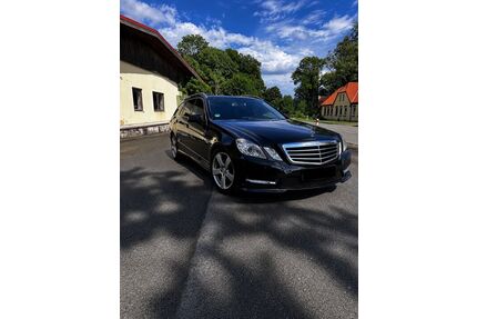Mercedes-Benz E 300 Gebrauchtwagen