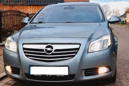 Opel Insignia CT Gebrauchtwagen