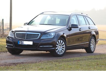 Mercedes-Benz 220 Gebrauchtwagen
