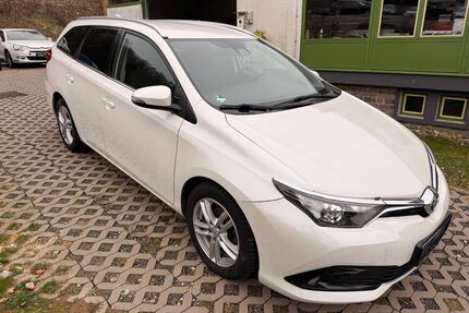 Toyota Auris Gebrauchtwagen