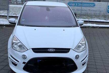Ford S-Max Gebrauchtwagen