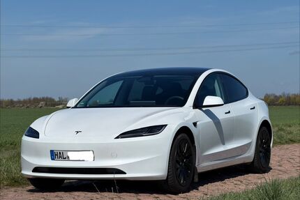 Tesla Model 3 Gebrauchtwagen