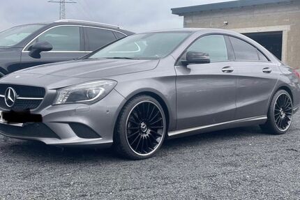 Mercedes-Benz CLA 200 Gebrauchtwagen