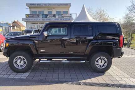 Hummer H3 