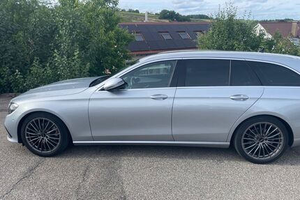 Mercedes-Benz E 220 Gebrauchtwagen