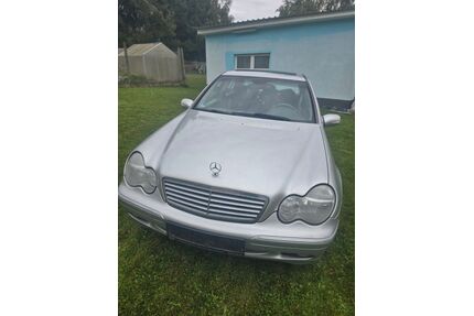 Mercedes-Benz 200 Gebrauchtwagen