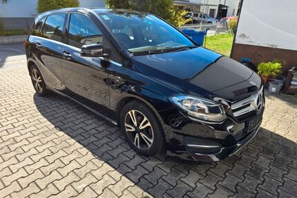 Mercedes-Benz B 180 Gebrauchtwagen