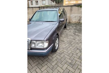 Mercedes-Benz E 230 Gebrauchtwagen