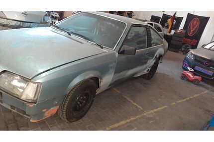 Opel Monza Gebrauchtwagen