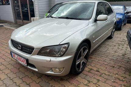Lexus IS 200 Gebrauchtwagen