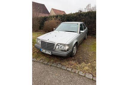 Mercedes-Benz 220 Gebrauchtwagen