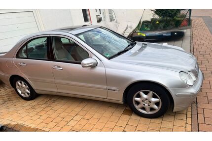 Mercedes-Benz C 180 Gebrauchtwagen