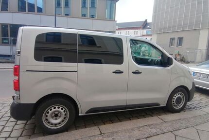 Peugeot Traveller Gebrauchtwagen