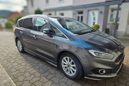 Ford S-Max Gebrauchtwagen