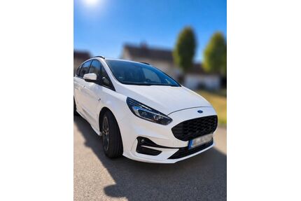 Ford S-Max Gebrauchtwagen