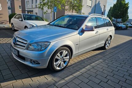 Mercedes-Benz 220 Gebrauchtwagen