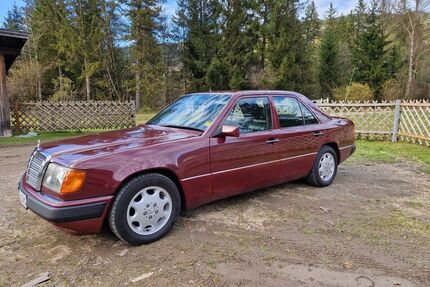 Mercedes-Benz E 300 Gebrauchtwagen