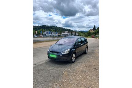 Ford S-Max Gebrauchtwagen