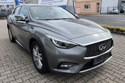 INFINITI Q30 Gebrauchtwagen