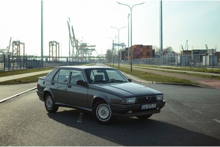 Alfa Romeo 75 Gebrauchtwagen